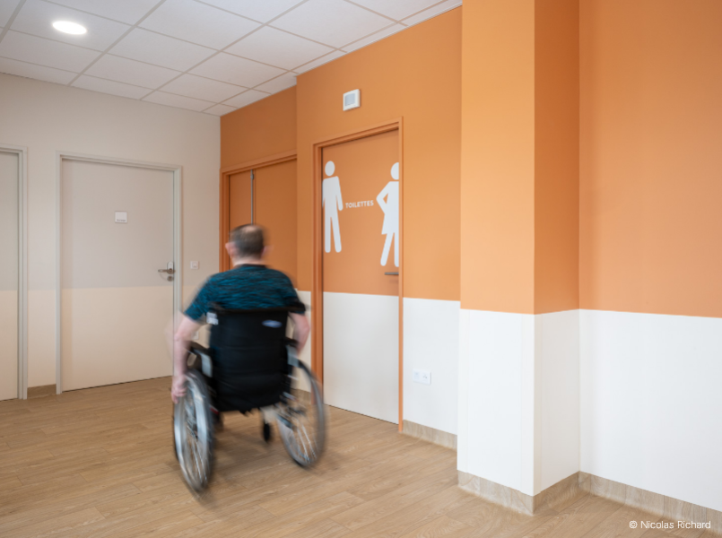 Decochoc panels and Decosign