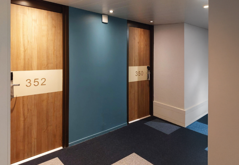 Decowood and Decosign