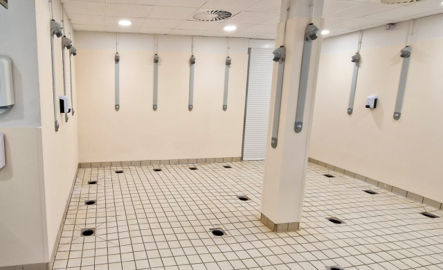 Decochoc for wet areas