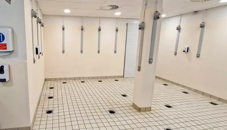 Decochoc for wet areas