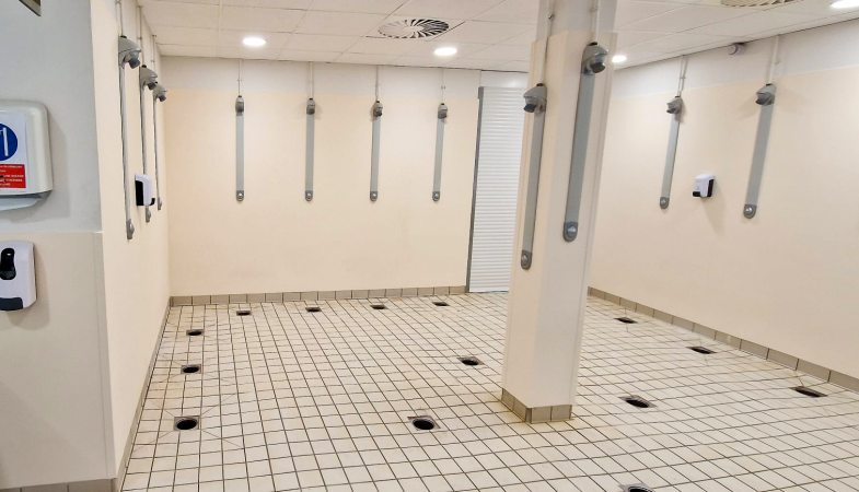 Decochoc for wet areas